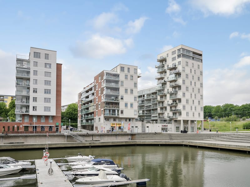 Monsungatan 24
