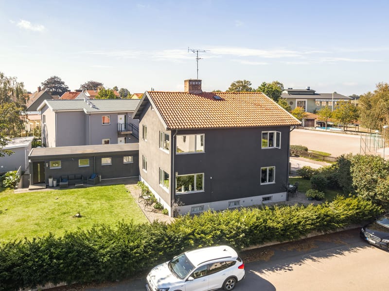 Lundgrens väg 10