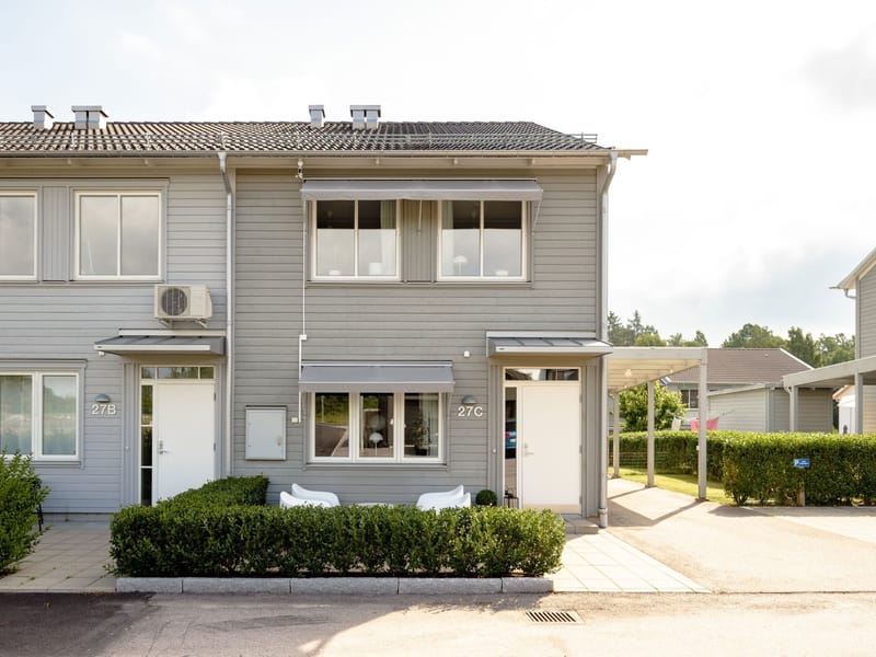 Adelas väg 27C