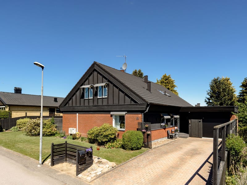 Augustivägen 12