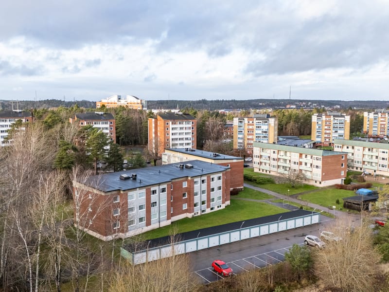Karlstorpsvägen 121