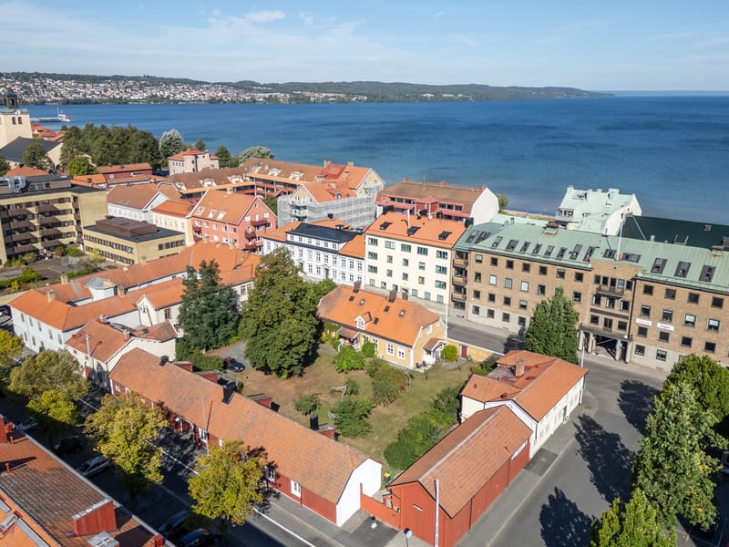 Kanalgatan 33