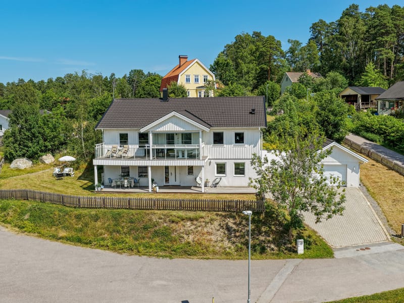 Solvägen 12