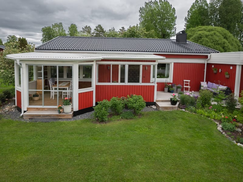 Larsvägen 27