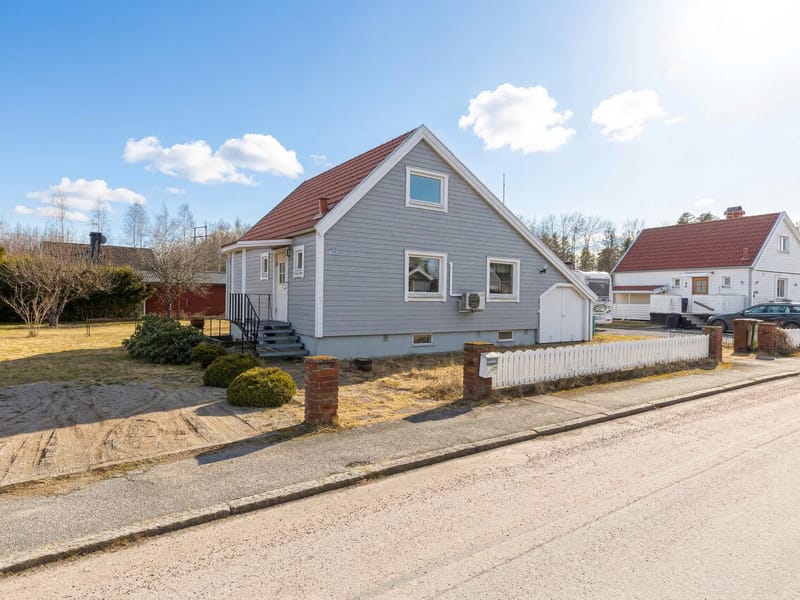Åkervägen 12