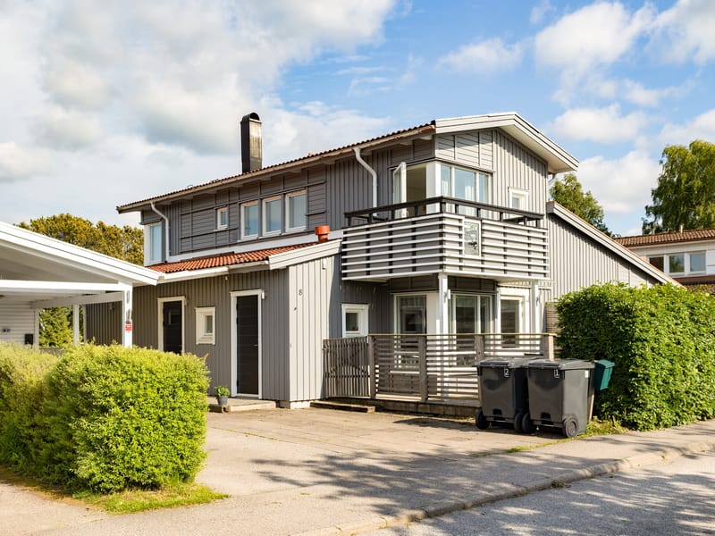 Kråkvägen 8