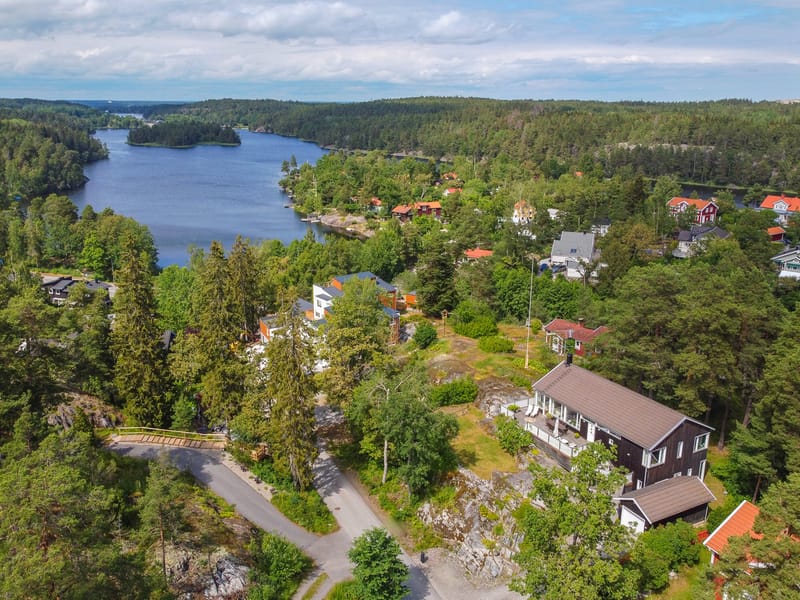 Månbacken 7
