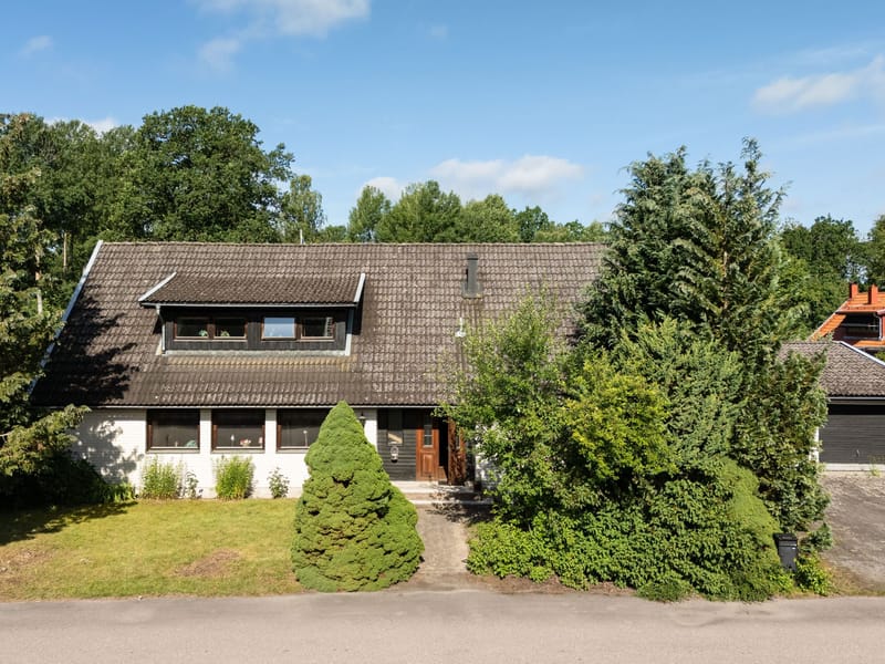 Klockarevägen 9