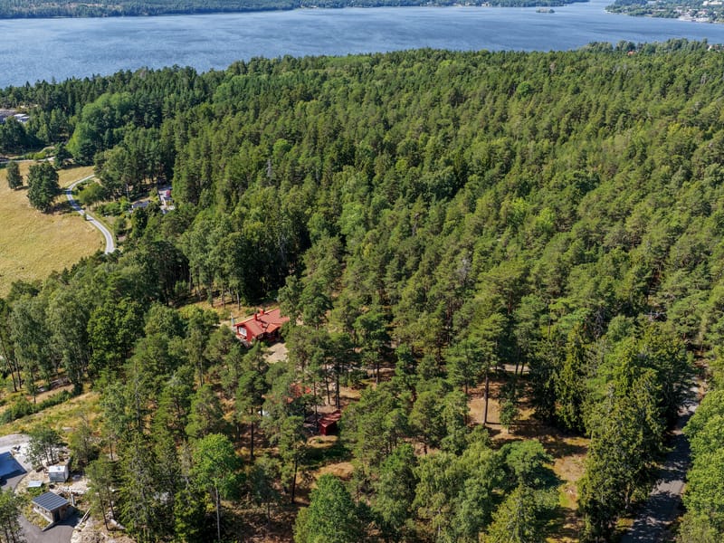 Övre Djupviksvägen 304