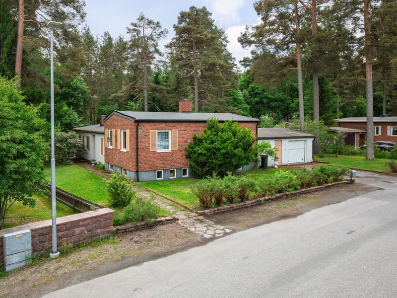 Skolvägen 25