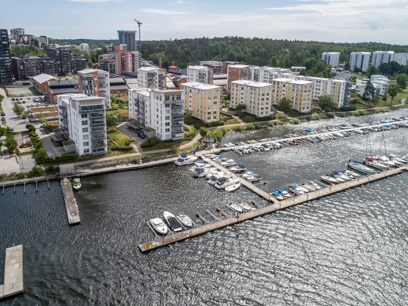 Aron Lindgrens väg 6