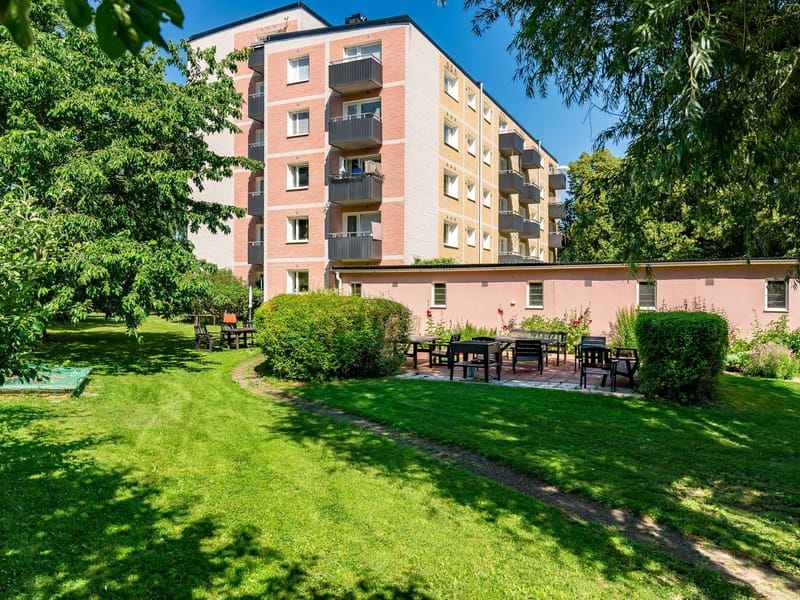 Tiundagatan 49