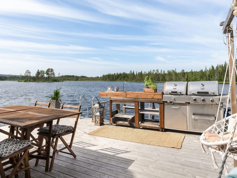 Svarttjärnvägen
