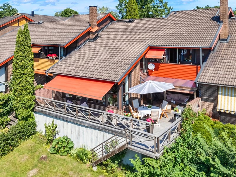 Bernsborgsstigen 12