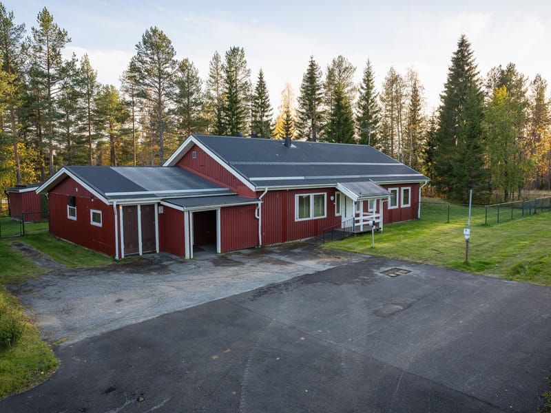 Idrottsvägen 9