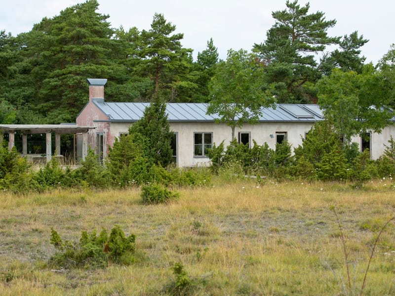 Valarvägen 11