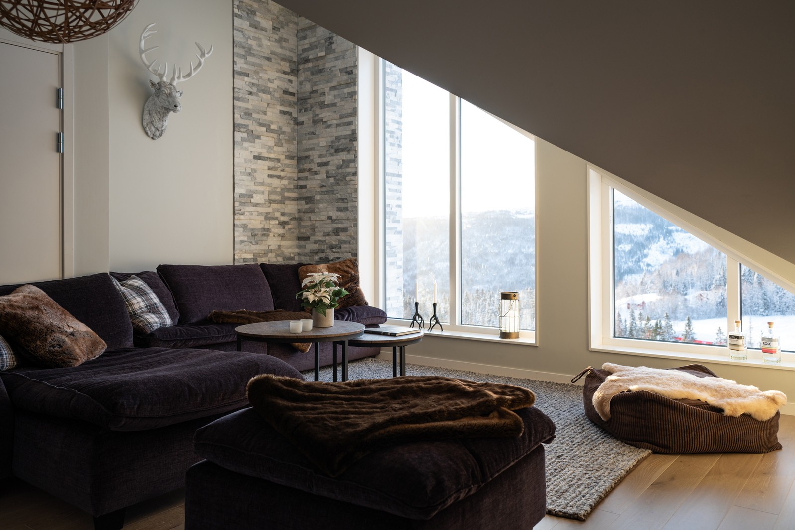 Inbyggt loft på övre plan med underbart allrum - Välkommen till Högåsstigen!