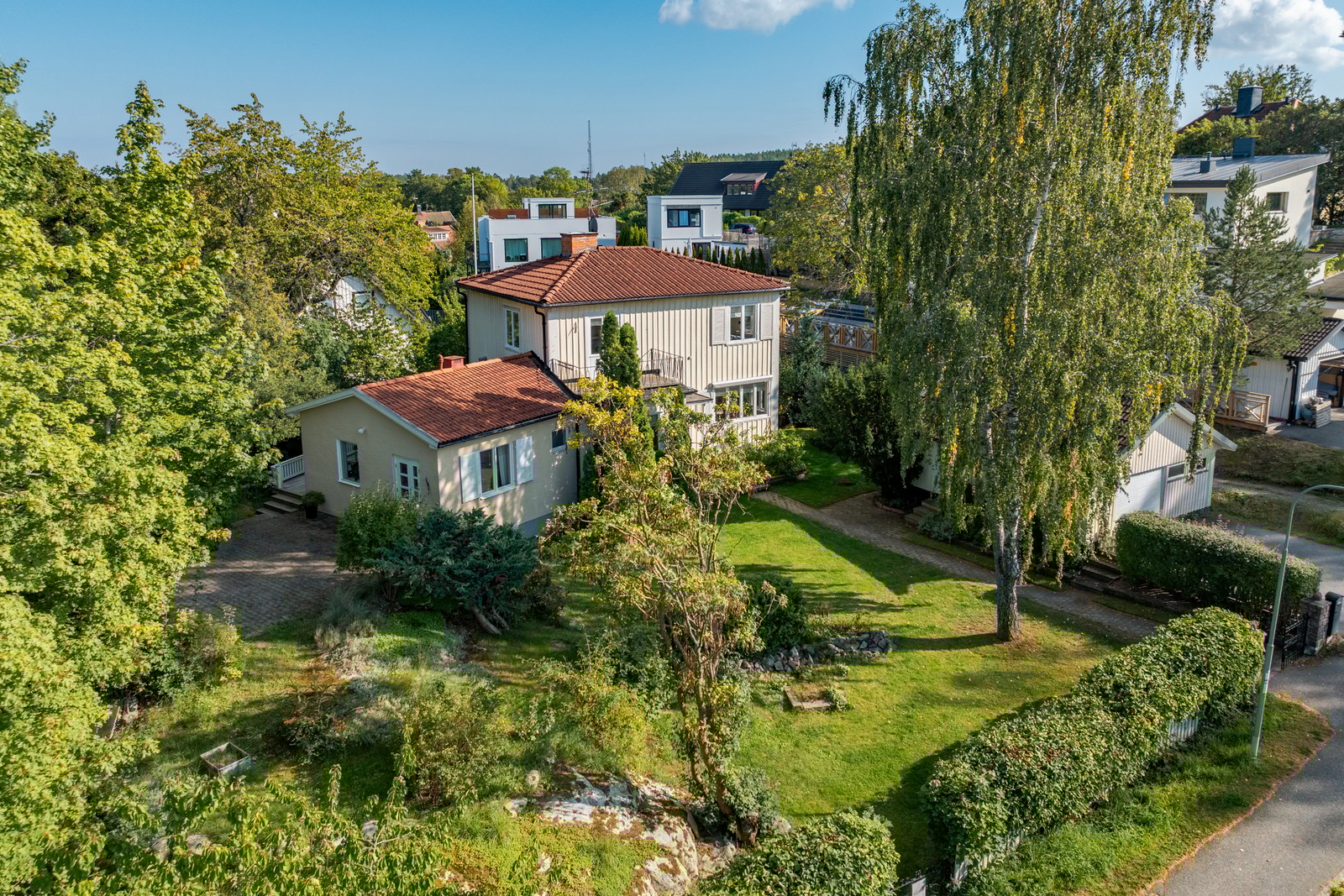 Välkommen till Riddarvägen 5 A i Hersby