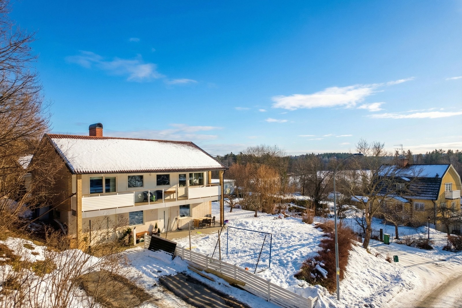 Villa med högt läge vid Trehörningen