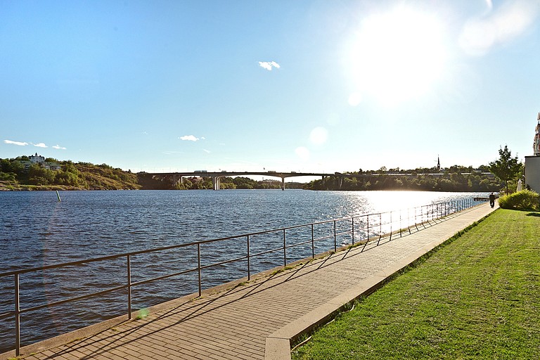 Essinge Bridge Essinge brogata 22 - 1109, Lilla Essingen, Stockholm — Bjurfors