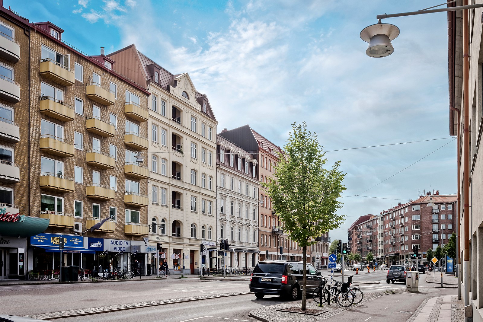 Kommande försäljning på Övre Husargatan 5 och en funktionalistisk pärla!