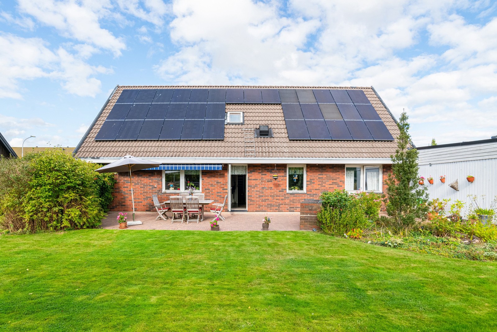 På härligt läge i Bjuv ligger denna perfekta familjevilla.