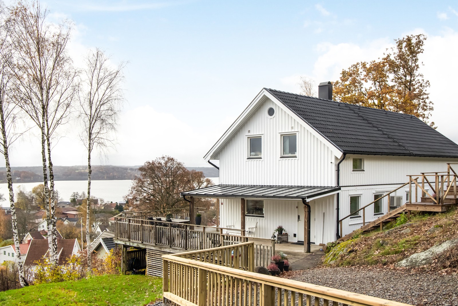 Spektakulär panoramautsikt över sjön Aspen - en sällskapsvilla utöver det vanliga!