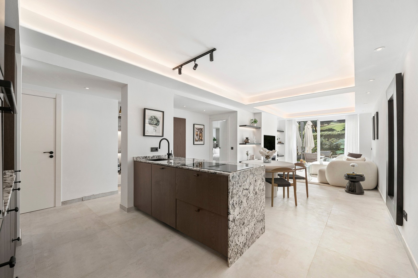 ApartmentAlexandra 12