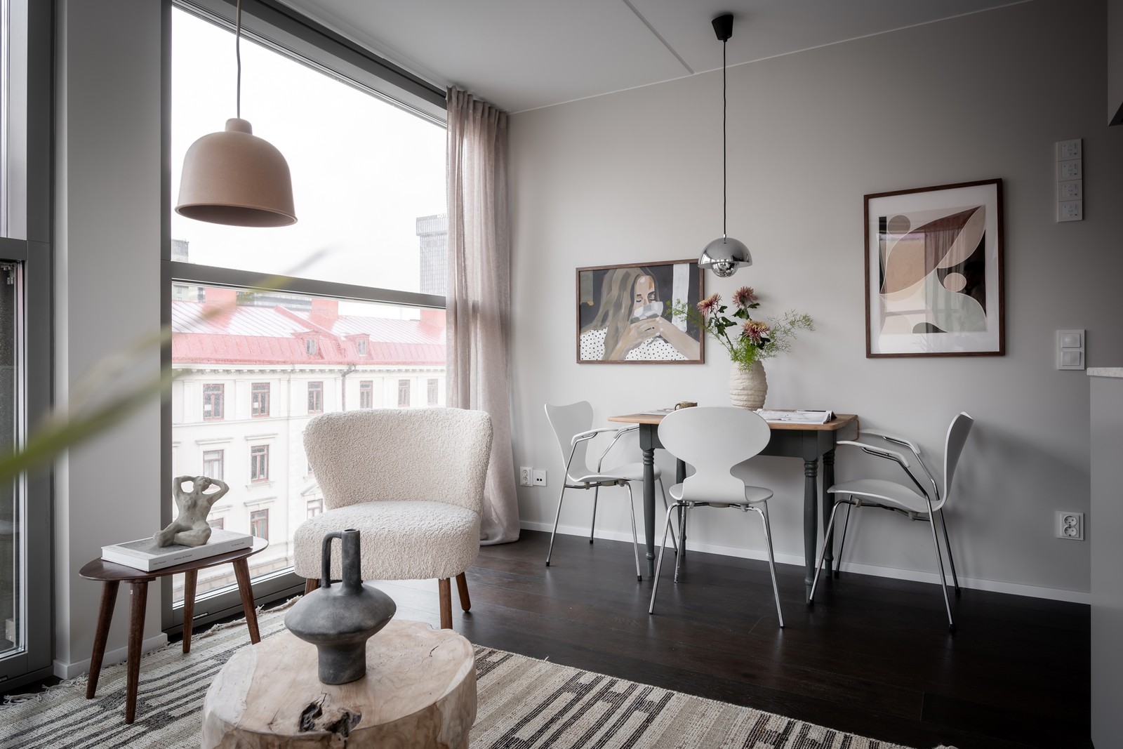 Bo högt på våning 6/8 med svårslagen utsikt över Göteborgs takåsar