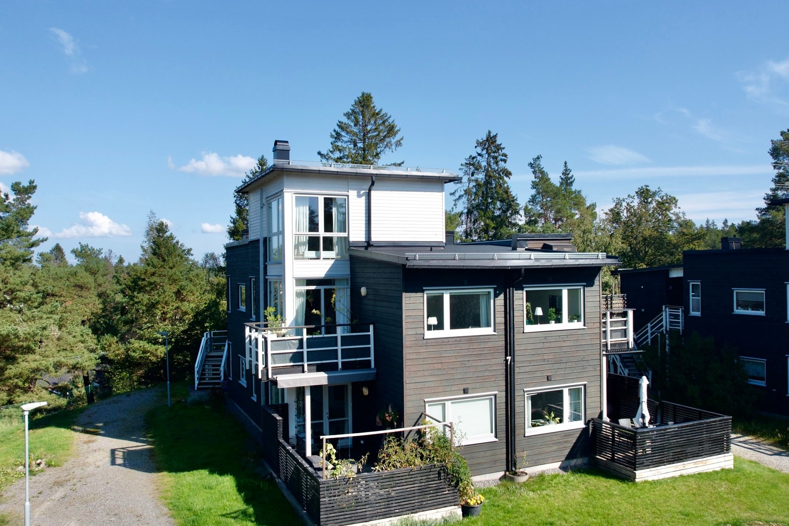 Balkong med soligt läge