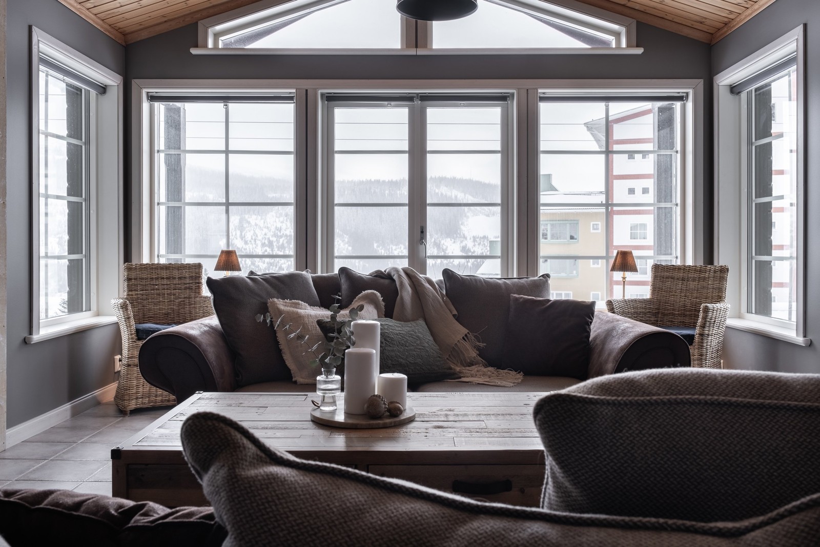 Vardagsrum med fina vyer