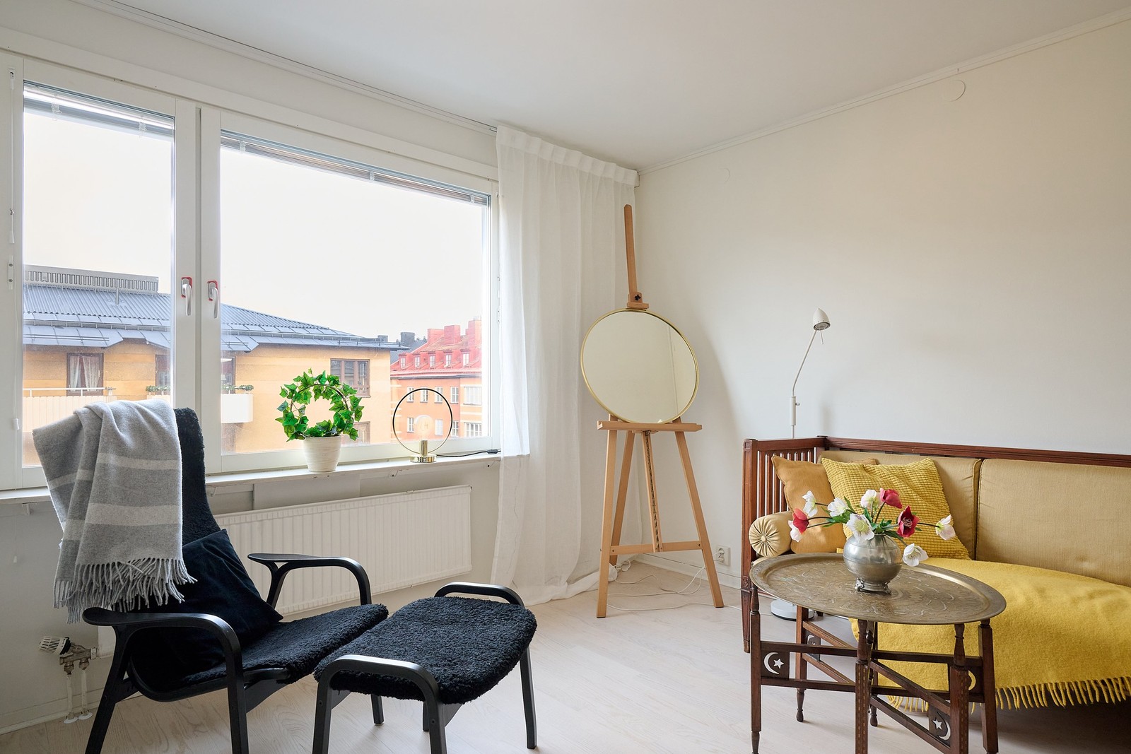 Perfekt disponerad 2:a på 6 trappor