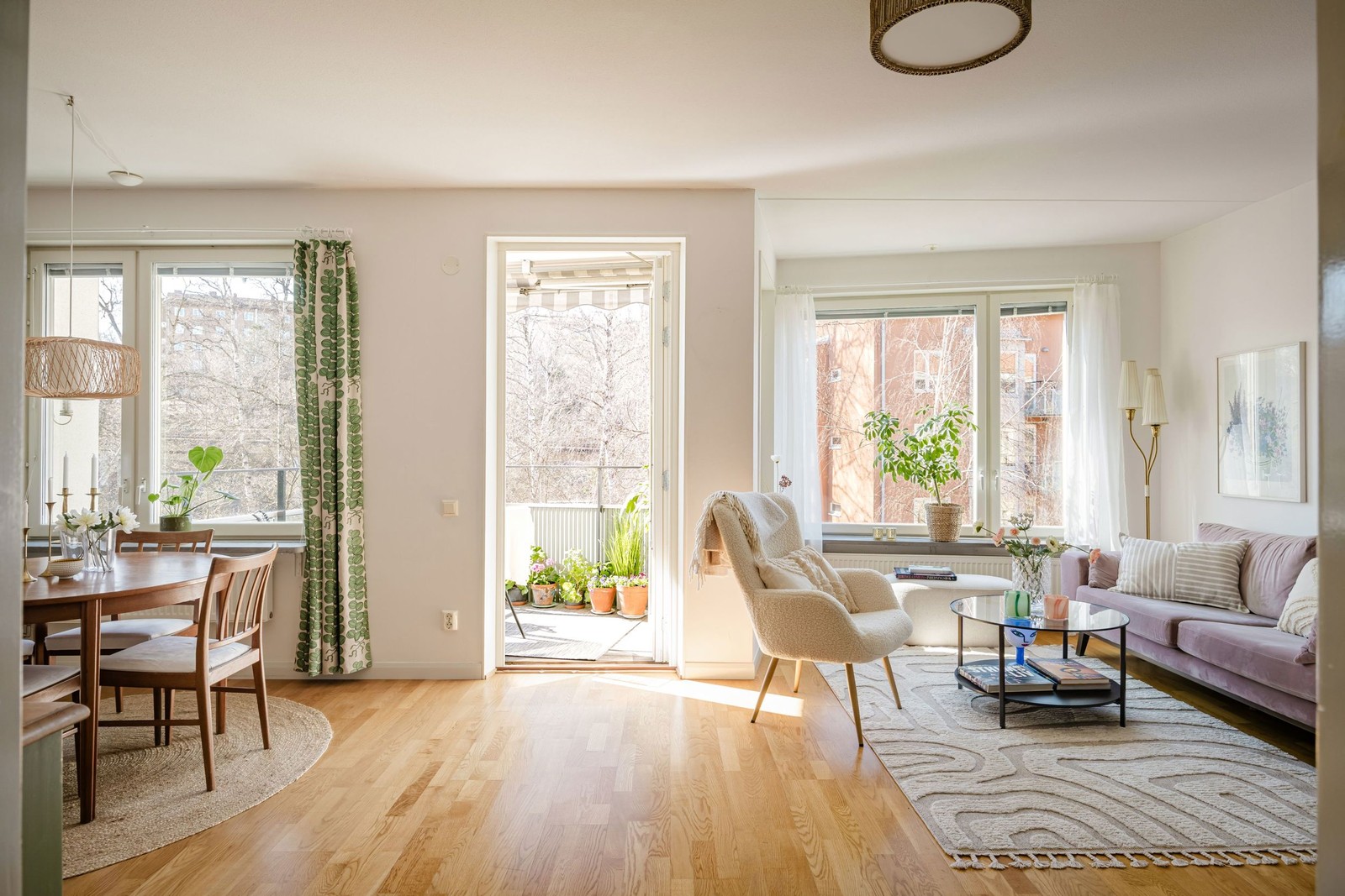 Ljust och härligt vardagsrum