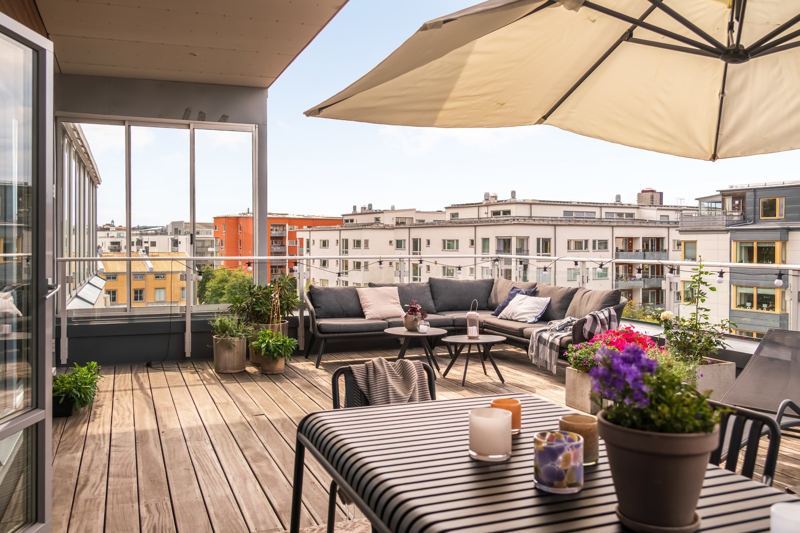 Unik takterrass om ca 43 kvm med mycket sol