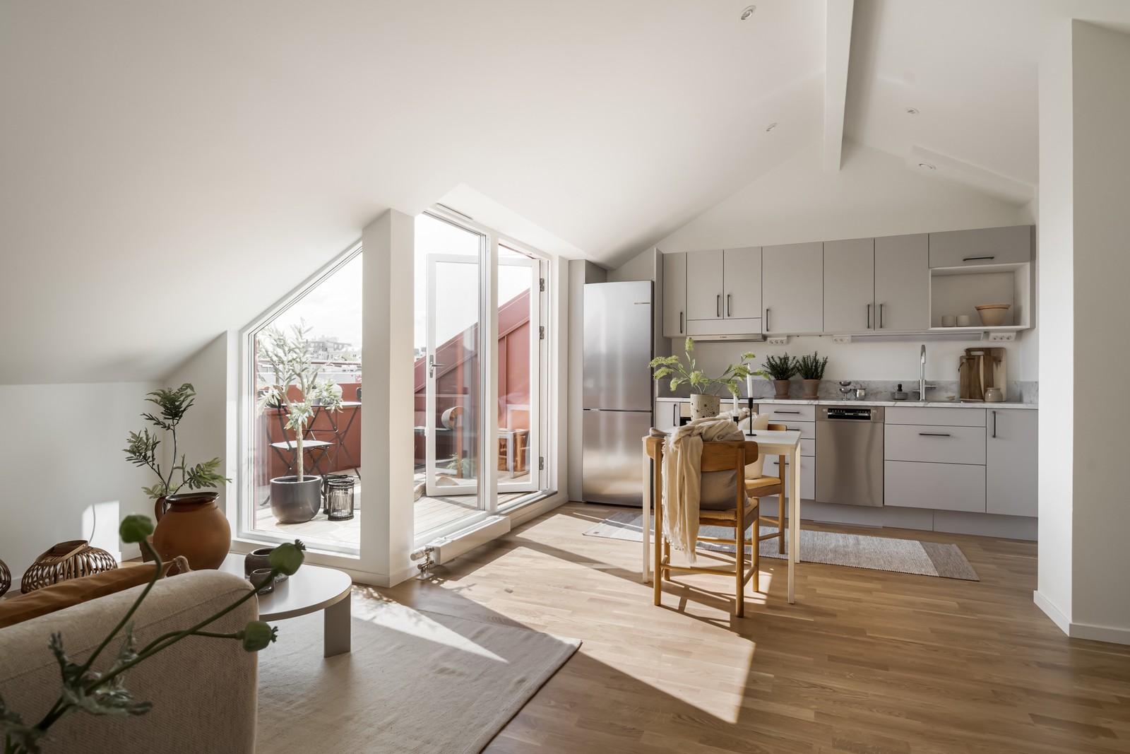 Välkommen till Harald Hjärnesgatan 18!