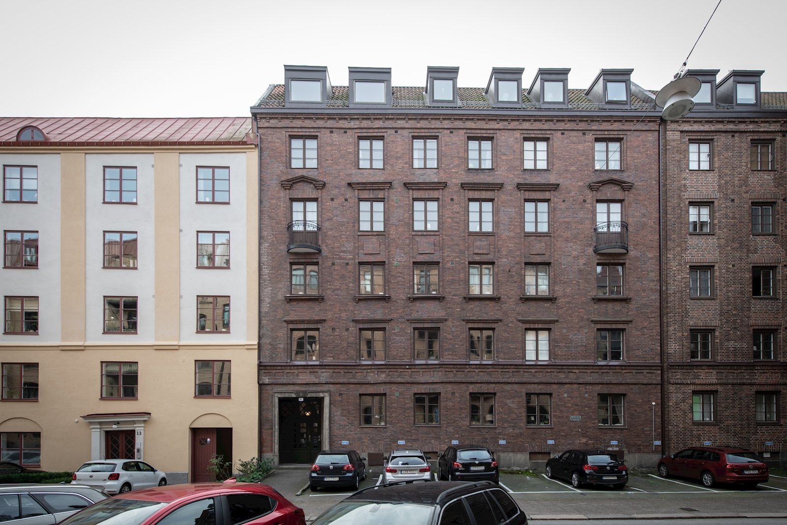 Tegnérsgatan 11 med dess karaktäristiska tegelfasad