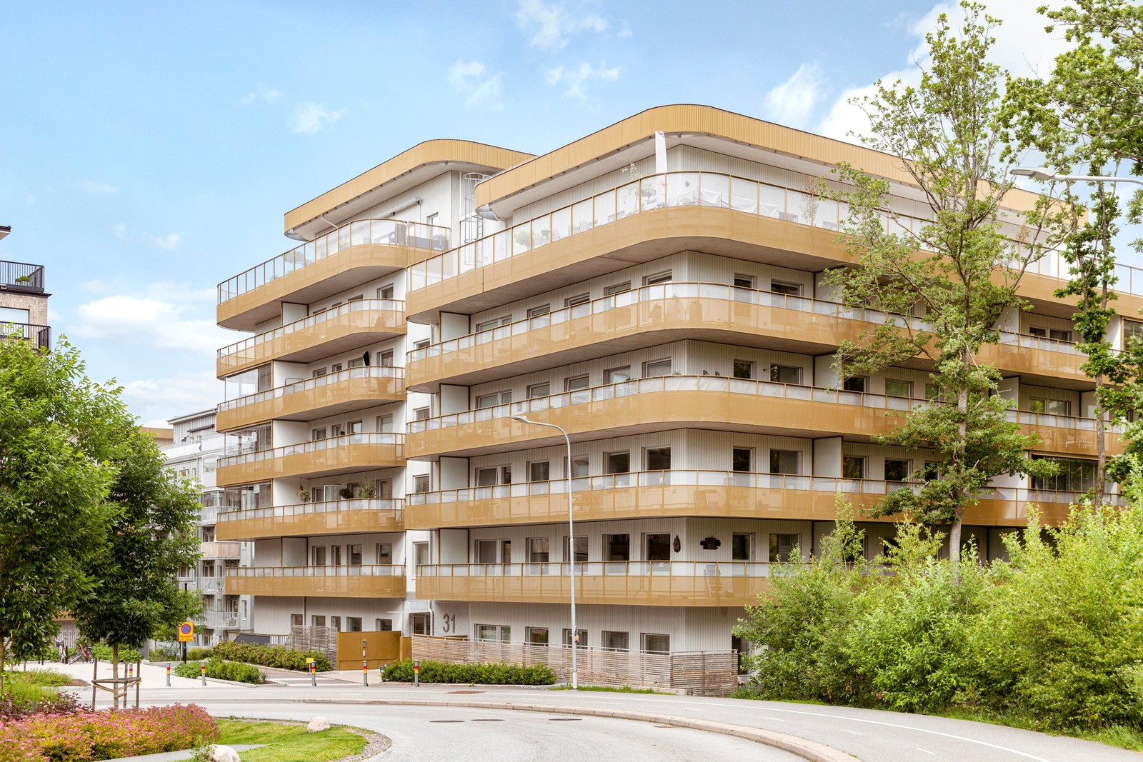 Mitt i Nya Hovås har Skanska byggt Brf Urbani, en svanenmärkt förening med miljövänliga materialval