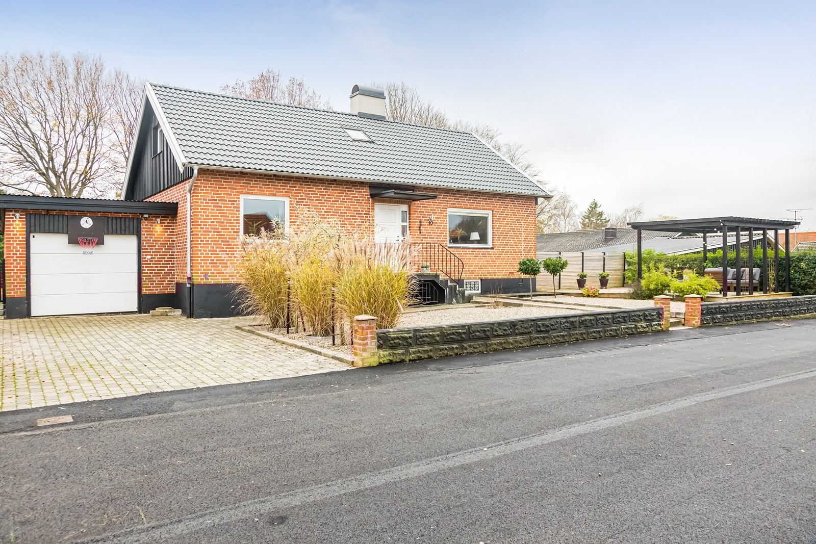 Välskött villa på lugnt läge