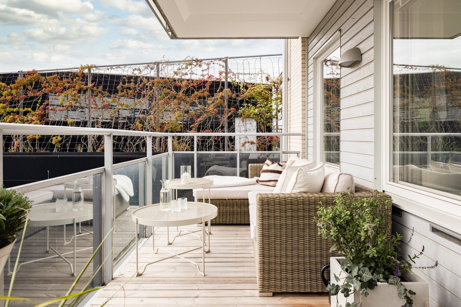 Terrassliknande balkong med underbart solläge