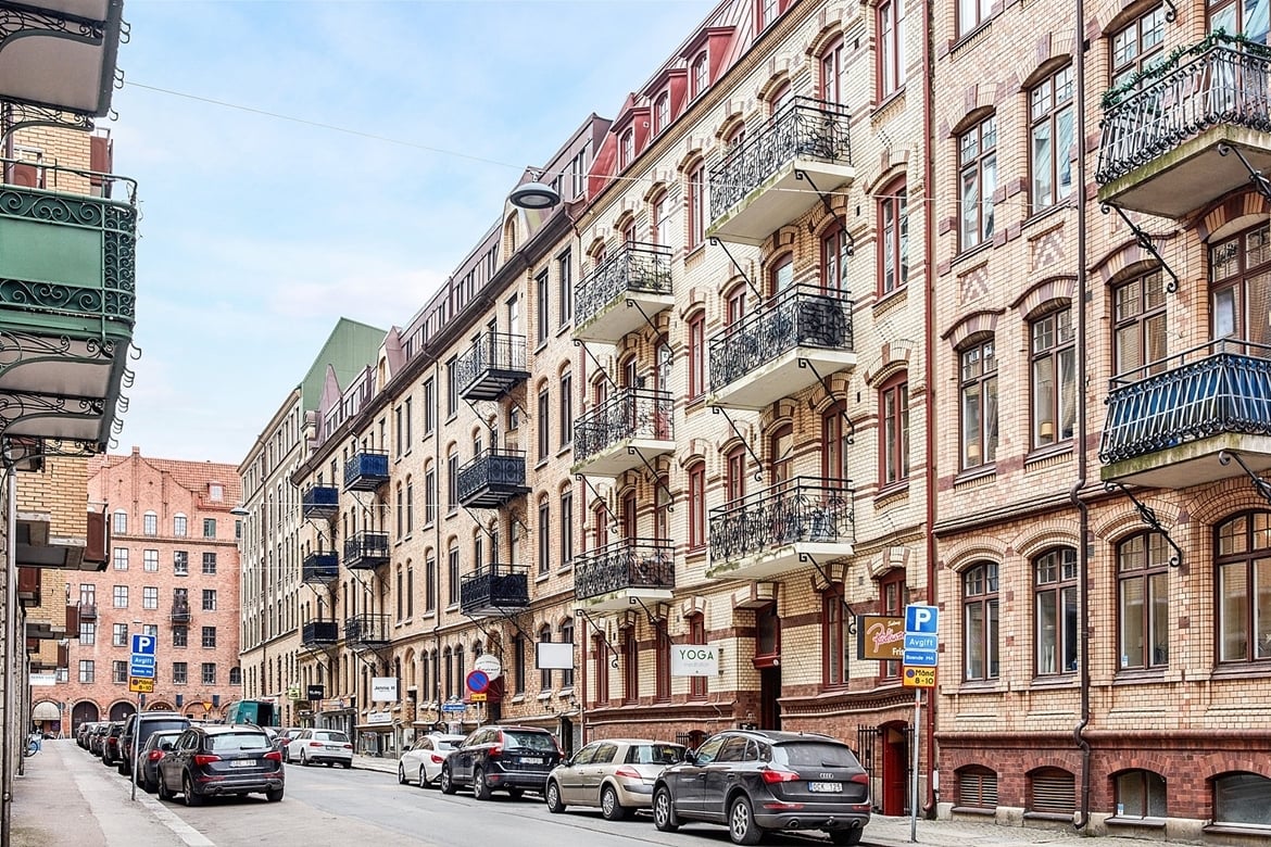 Den vackra fasaden ut mot Chalmersgatan