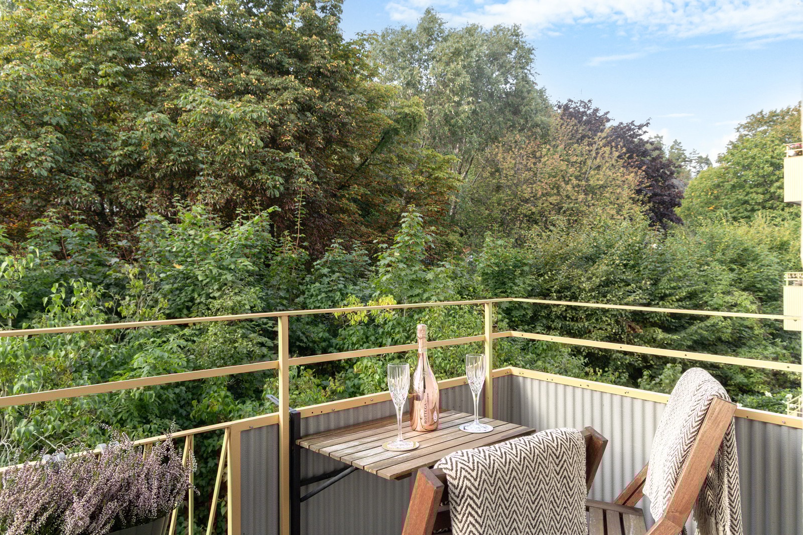 Välkomna till Hagåkersgatan 18 B