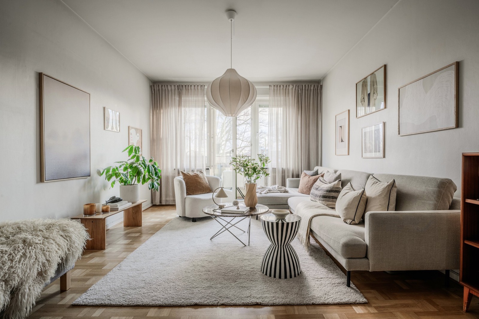 Trivsam tvåa högst upp i huset!