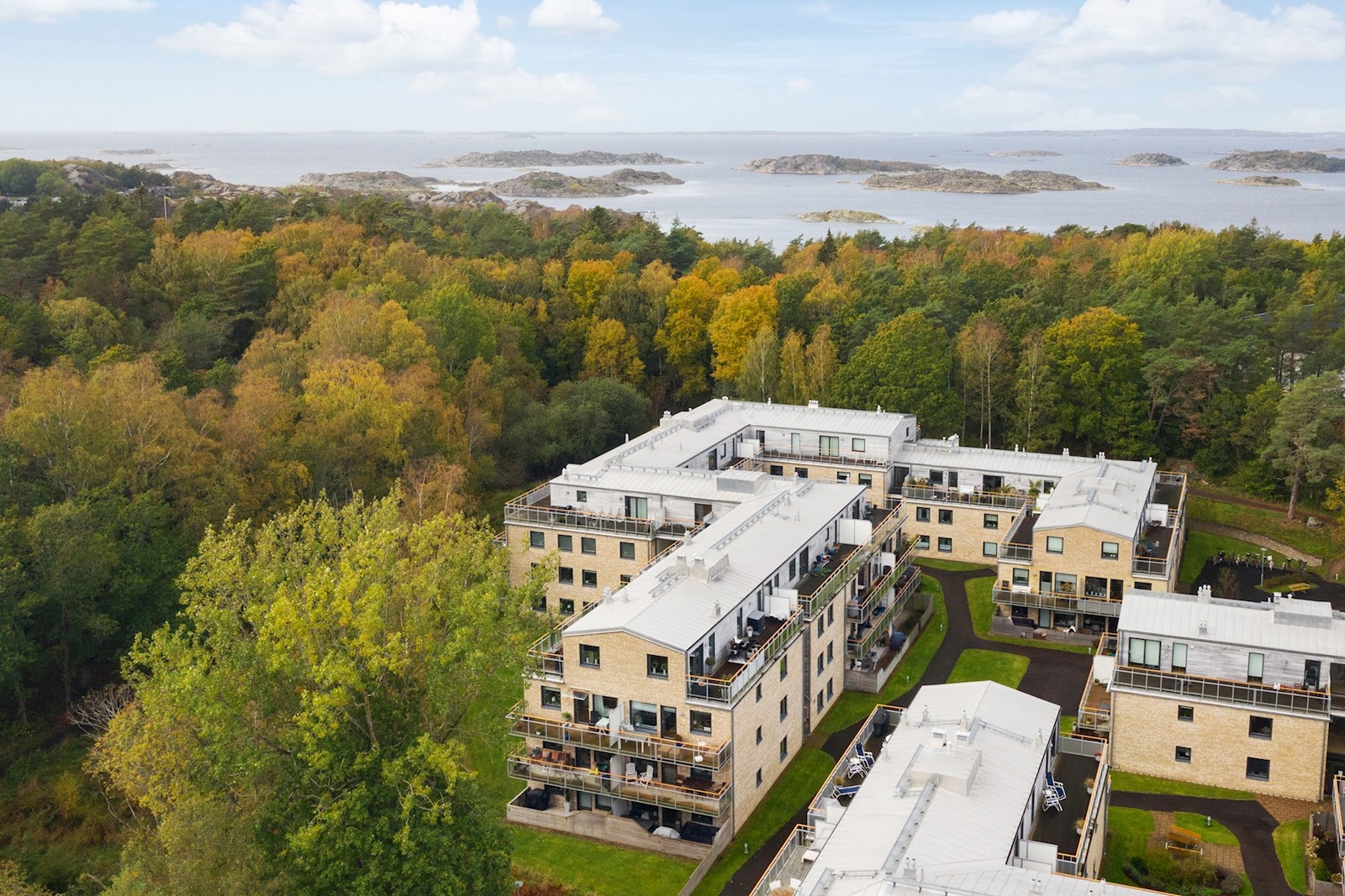 Unik takvåning med två generösa terrasser