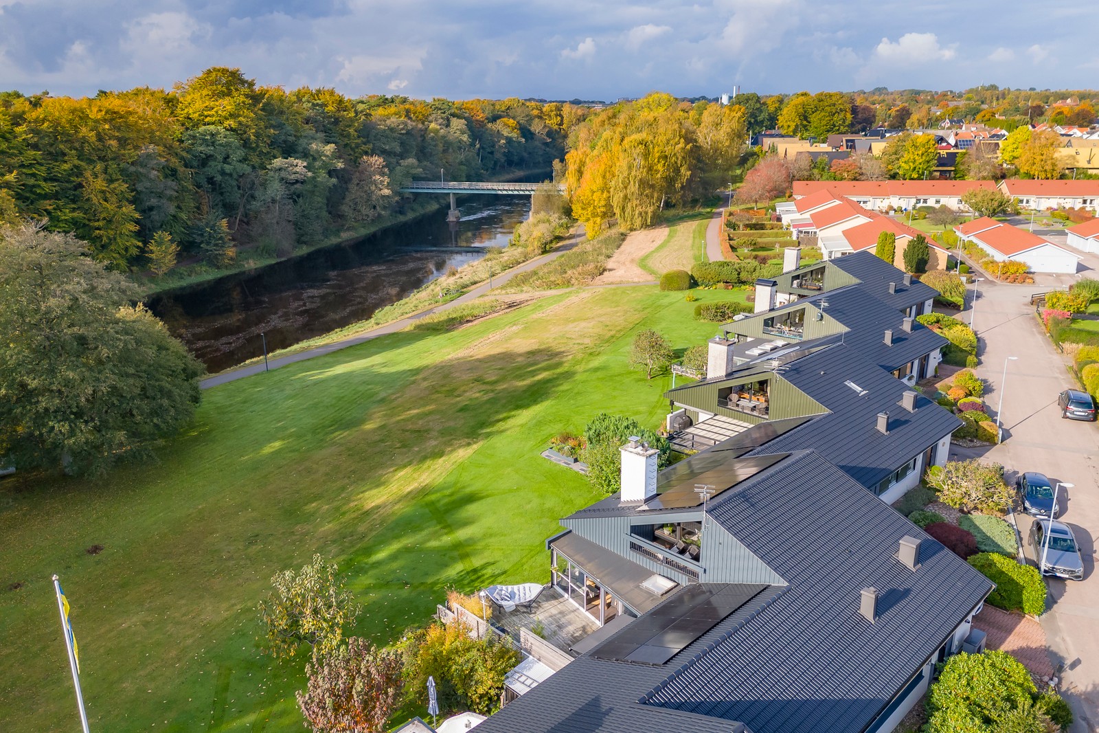 På första parkett med Ätran som granne