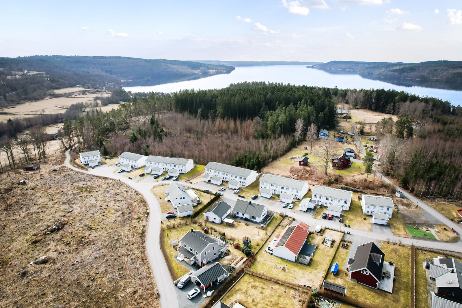 Trevligt område med närhet till bad i Lygnern