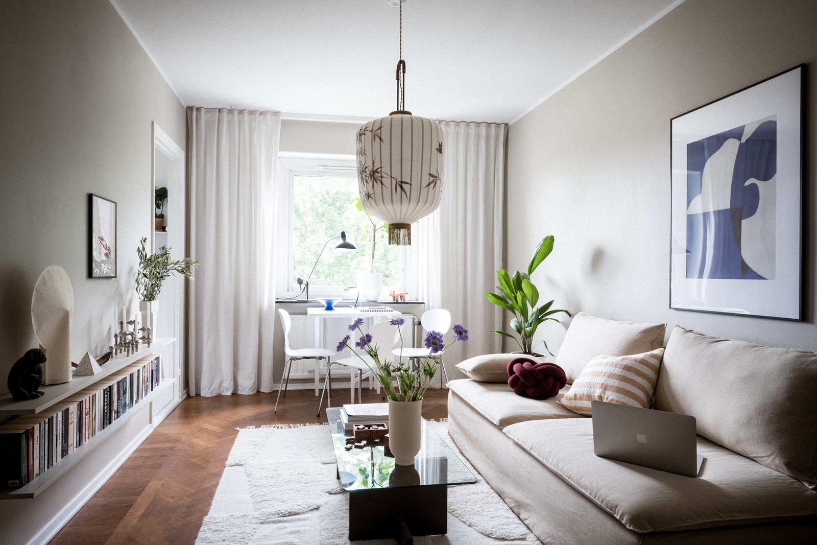 Varmt välkommen till charmfulla Basungatan 40