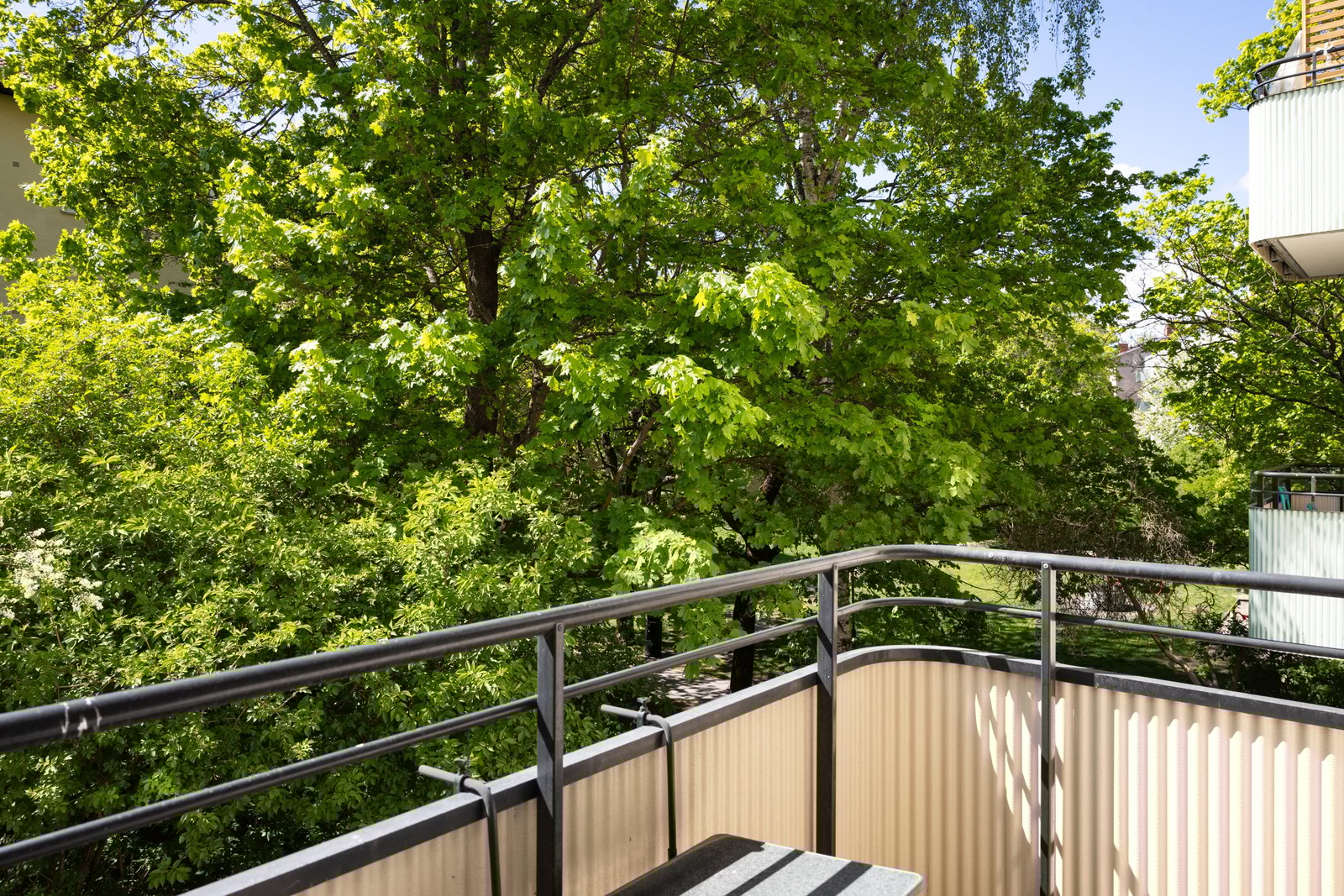 Underbar balkong i söderläge