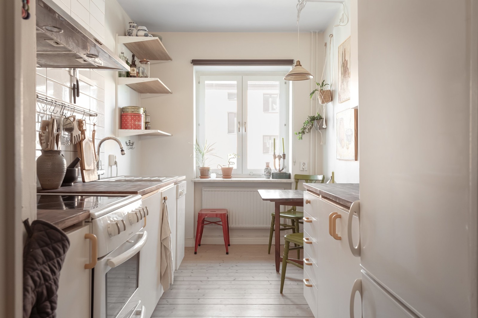 Varmt välkomna till Blåsutgatan 9C i gemytliga Majorna.