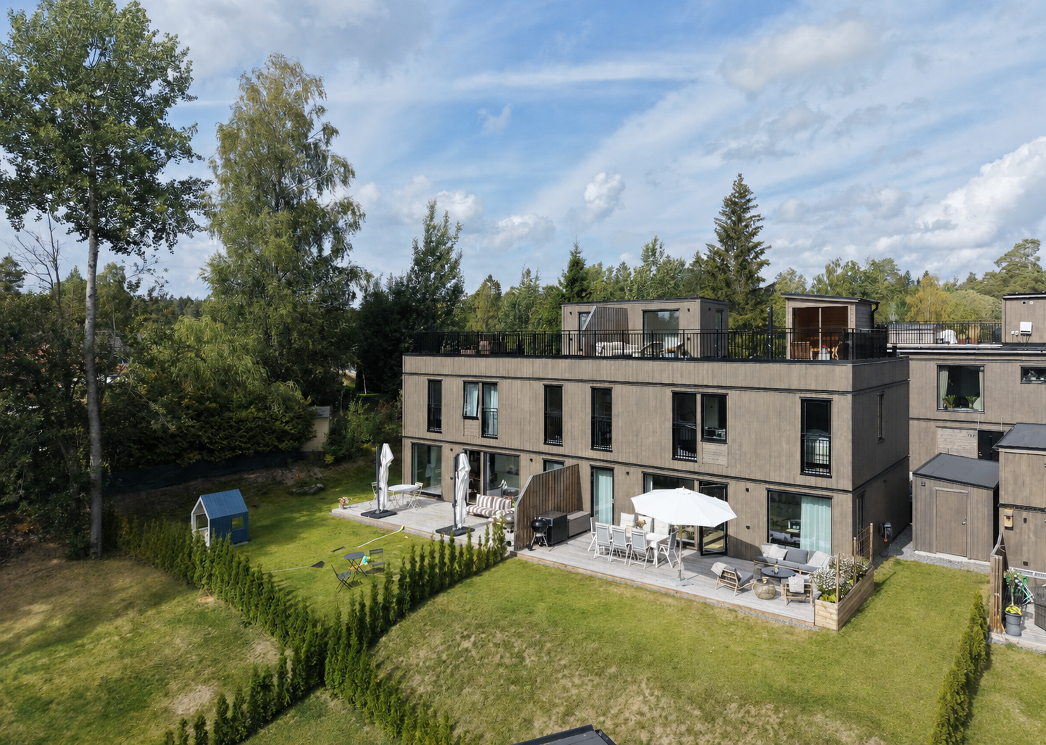 Modernt parhus från 2023