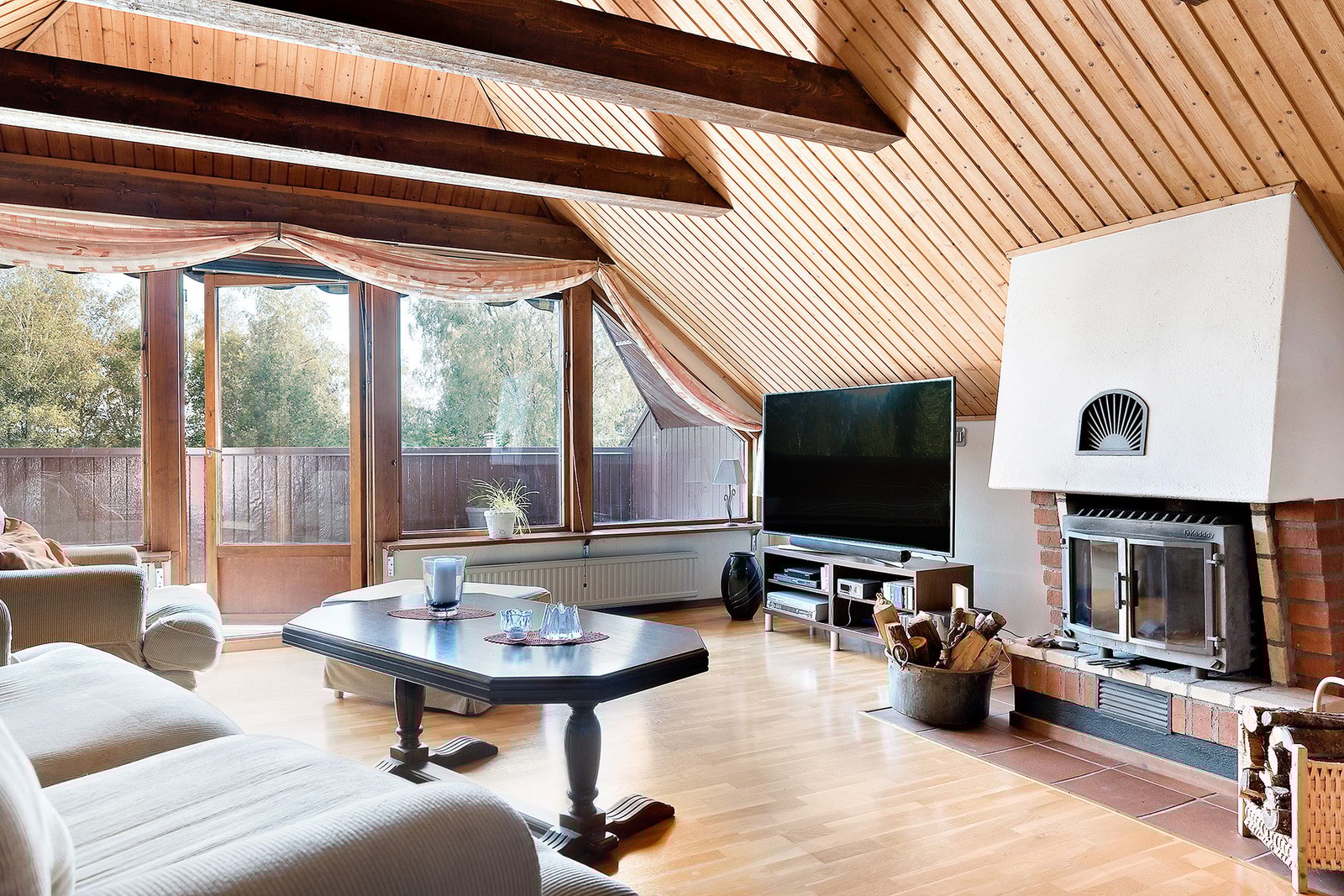 Allrum på övreplan